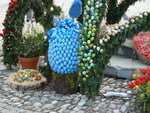 Osterbrunnen am Florianiplatz in Bad Reichenhall.
